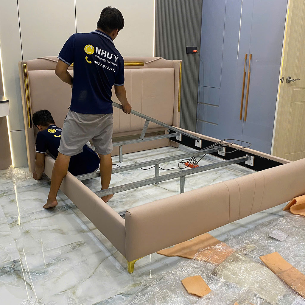 Mẫu Giường Bọc Nệm Giao cho Khách